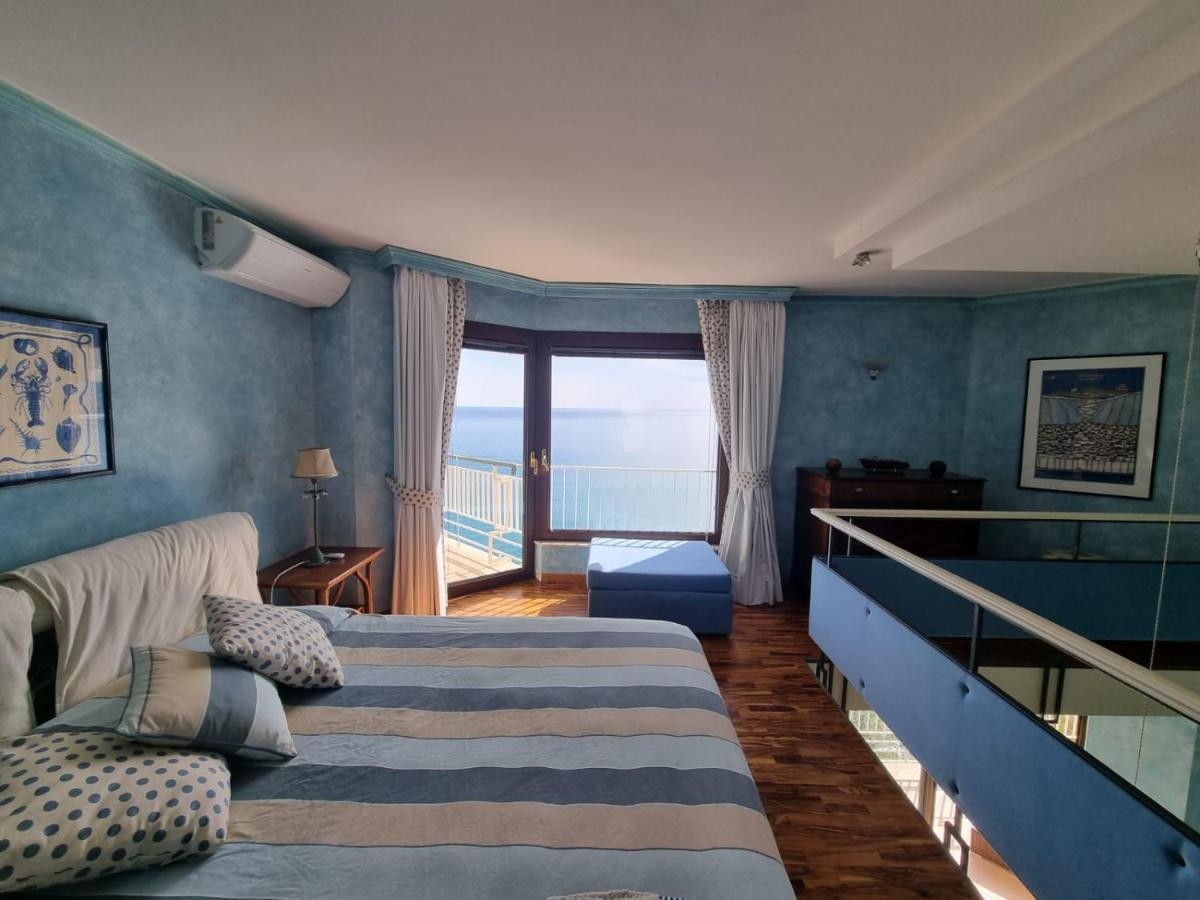 Sea And Monaco Charme View On The Beach Ventimiglia Esterno foto