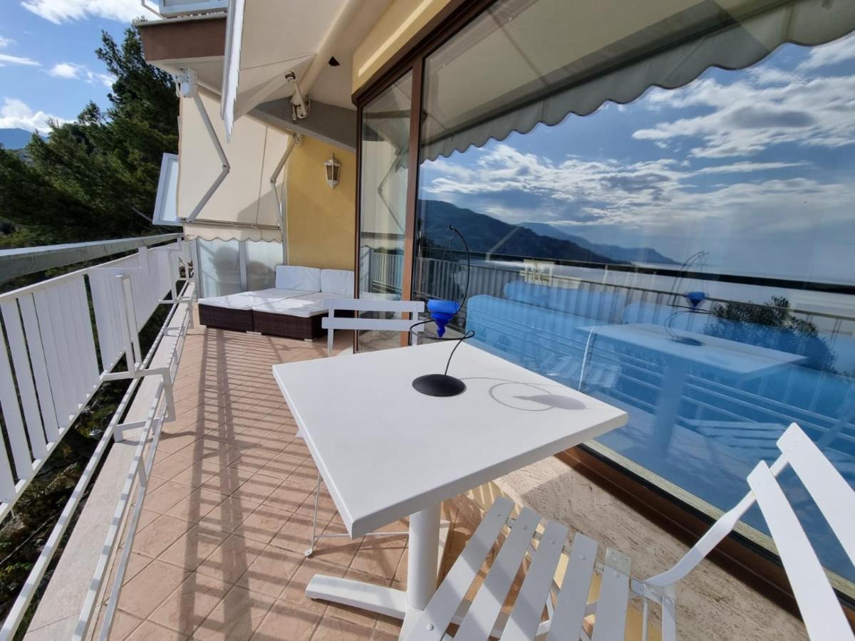 Sea And Monaco Charme View On The Beach Ventimiglia Esterno foto