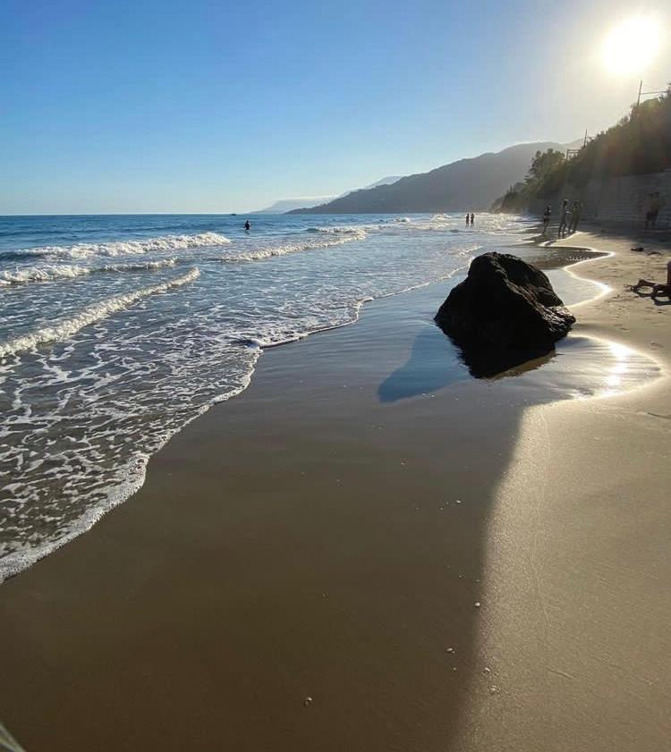 Sea And Monaco Charme View On The Beach Ventimiglia Esterno foto